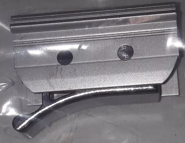 Thule tukijalan yläkiinnike 5200, 9200 (vasen) - Markiisien varaosat Thule - 11531 - 1