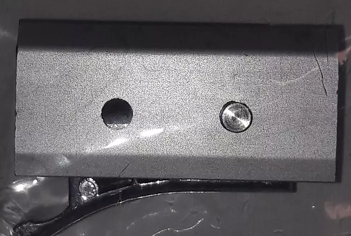 Thule tukijalan yläkiinnike 5200, 9200 (oikea) - Markiisien varaosat Thule - 11532 - 1