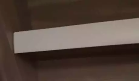 Reunaprofiili valkoinen matta, 2500mm, hyllyn etureunaan - HOBBY VARAOSAT - 18663 - 1