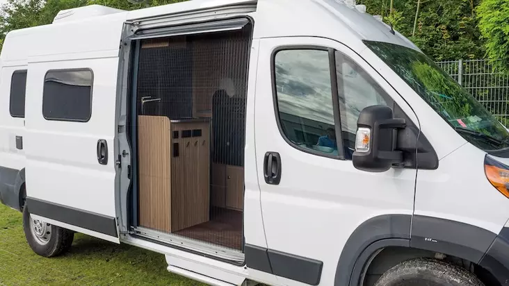 Remis hyttysverho REMIcare, MAN TGE 2019 -> VW Crafter 2017-> - Ikkunat ja osat - 24344 - 1