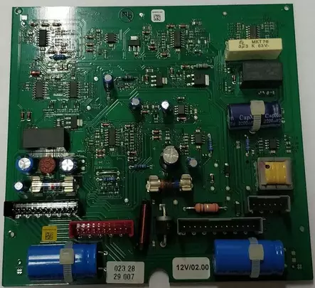 Truma piirilevy E 2400, 12 V 07/2012-12/2016 - Varioheat, e-lämmittimien varaosat - 14335 - 1