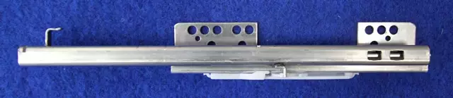 Vetolaatikon liukukisko oikea, 260mm - HOBBY VARAOSAT - 5525 - 2