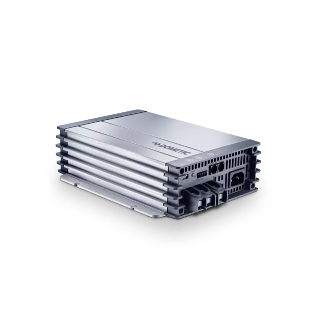 Dometic PerfectCharge MCA 2415, IUOU-akkulaturi, 15 A, 24 V - Akut, laturit, akun valvonta  - 16036 - 1
