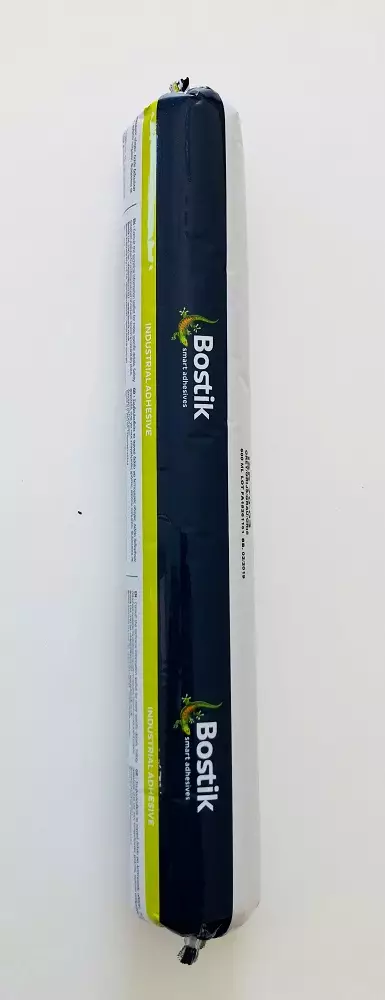 Tiivistemassa ISR 70-03, 600ml musta Liima ja tiivistysmassa - Muut koriosat - 9849 - 1